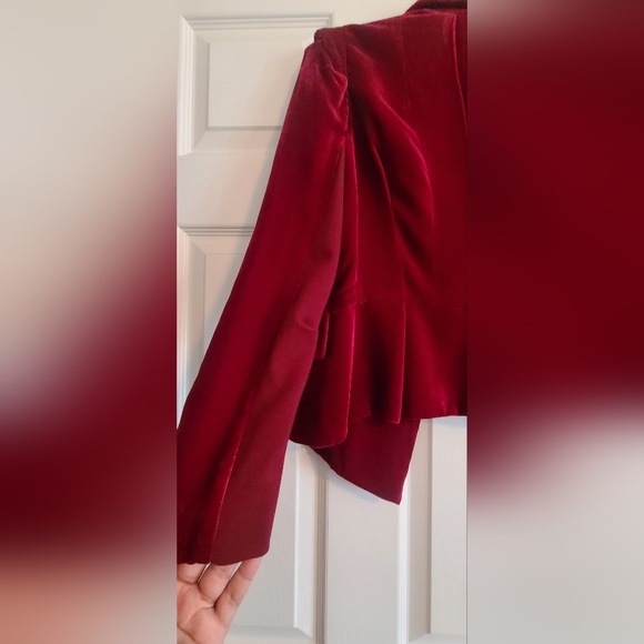 Bcbg Maxazria red velvet blazer - Picture 2 of 4